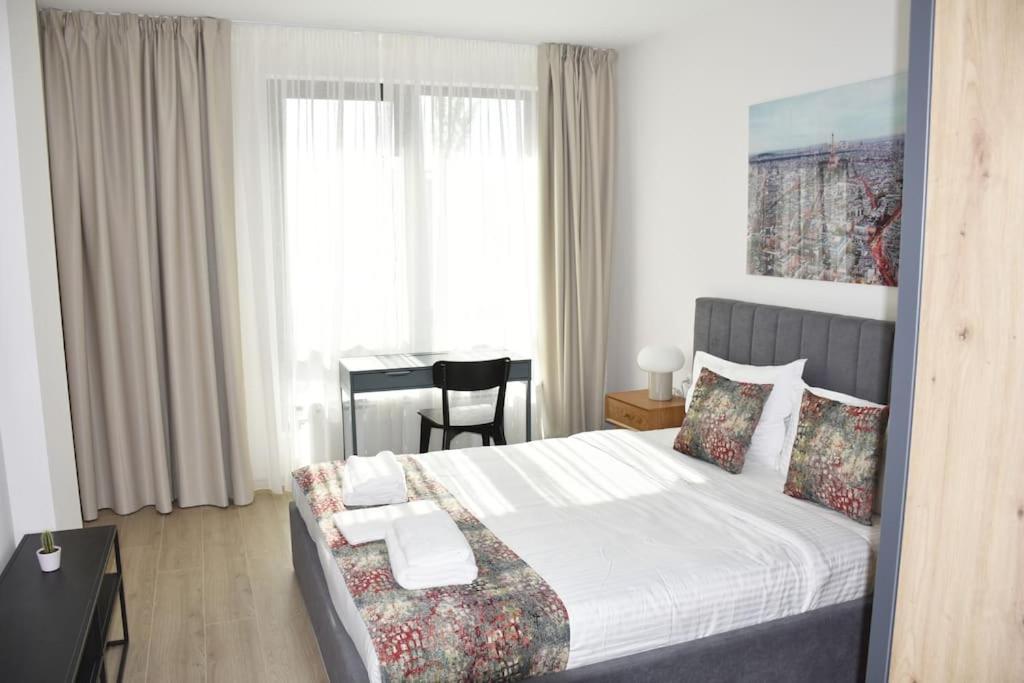 סופיה Tokiyo: A Lovely City Center 2 Bedrooms Apartment With Private Parking מראה חיצוני תמונה